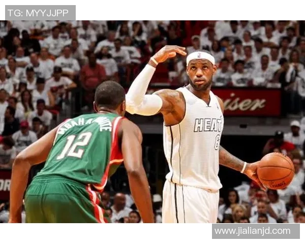 2020年NBA季后赛雄鹿与热火激战回顾与分析